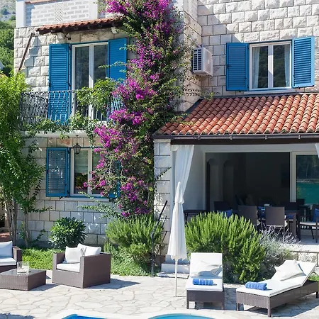 Villa Aridea *